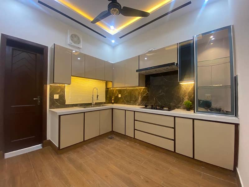 10 Marla Luxury House For Sale in Citi Housing 6