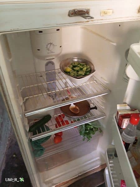 LG ka refrigerator ha 2