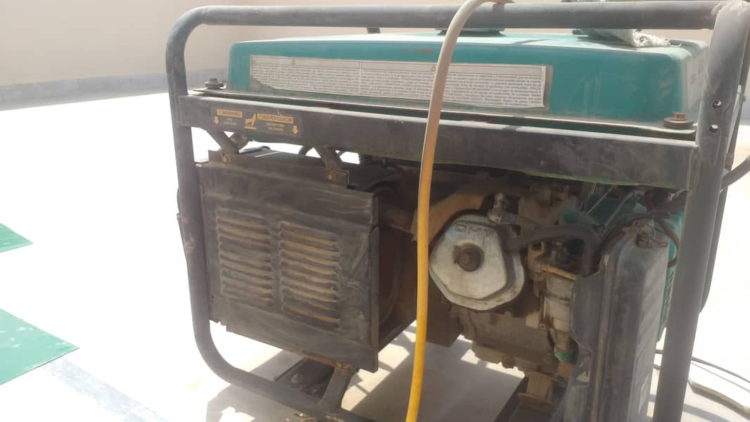 Used JASCO J3800-S Portable Generator | Gas + Petrol | 3.1kW output 5