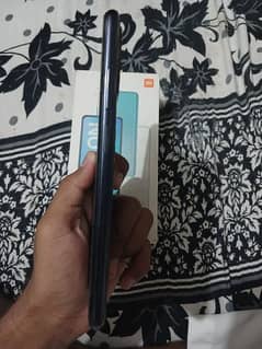 redmi note 10 (4+2 GB/128GB ROM) Pta Approved Condition 8/10 0
