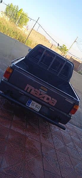 Mazda B2200 1994 6