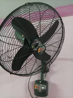 Royal Magnum Bracket Fan 24" with Operating Panel