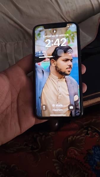 iPhone 11 Pro factory unlock but onic esim is working good condition 0