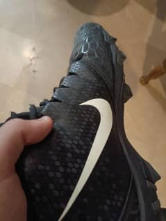 Nike football shoes sports shoes