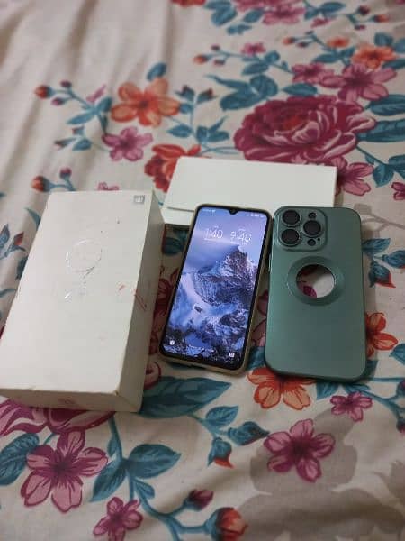 Xiaomi Mi 9 SE PTA official Approved condition10/10 Without any issues 8