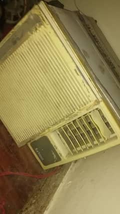window AC available