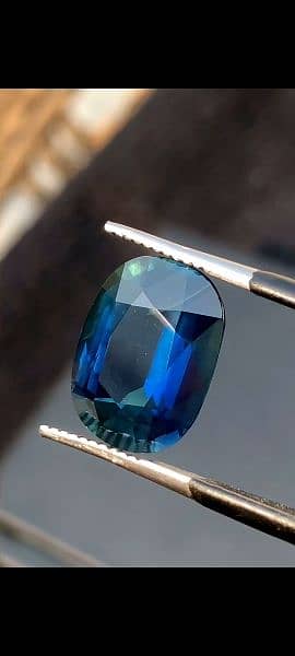 Natural Sapphire piece top quality with amazing luster and colour 6