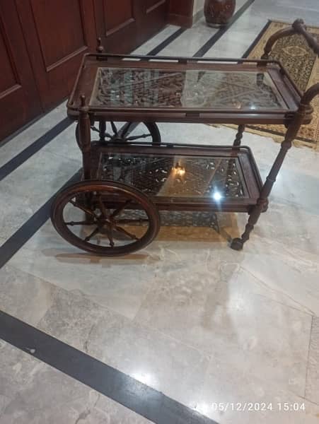 Pure wooden trolley 4