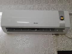 Gree 1.5 ton split AC in new condition