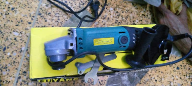 ANGLE GRINDER MACHINE WITH ALL ACCESSORIES 1