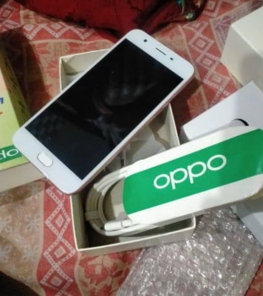 oppo a57 4/64 with box 6