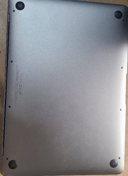 Macbook Air, 1.1 ghz, gual core M3 4