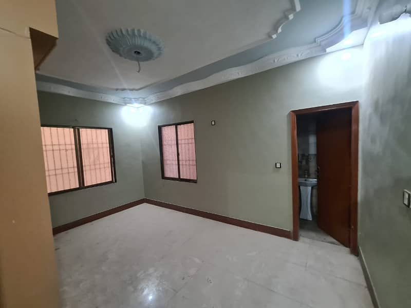 290 Sq Yards 1st Floor Portion 4 Bed D D For Rent In Gulshan-e-Iqbal 2