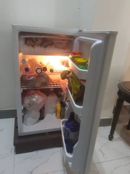 Room fridge/ Refrigerator 4