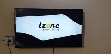 izone 40 inch android led lussh condition with remote price final