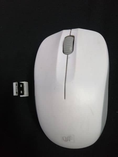 Branded Wireless Mouse White Color Wireless Mouse 5
