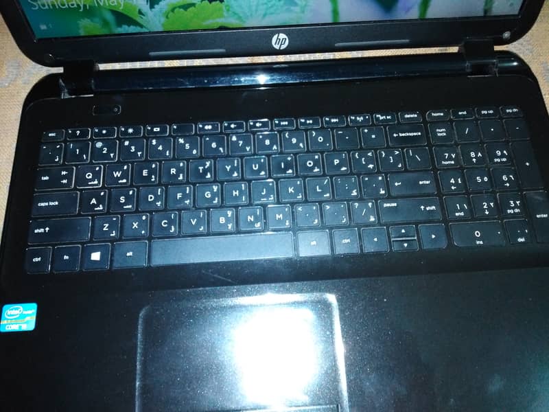 HP laptop windows 10 pro 1
