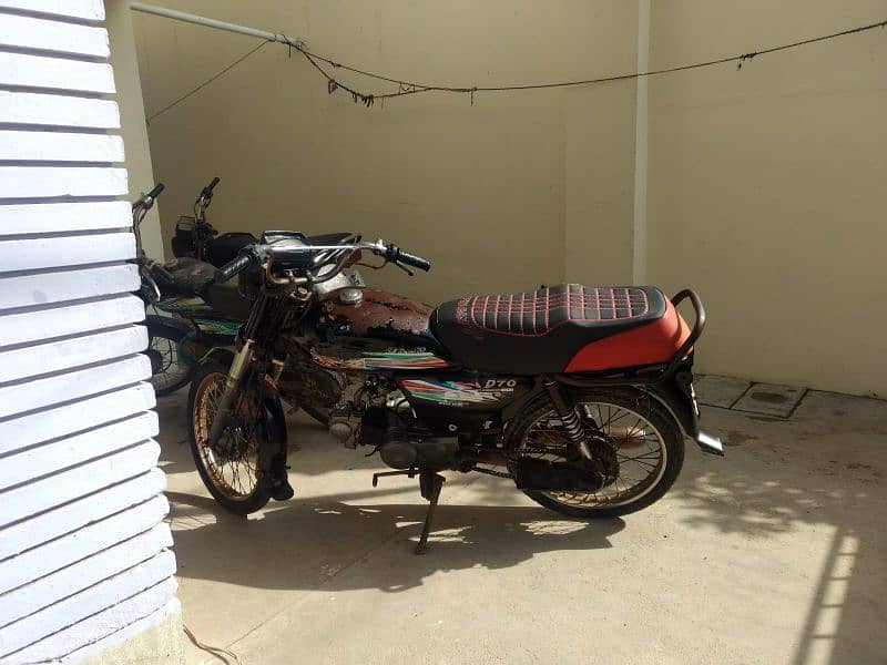 Unique 70 2016 Mint Condition for Sale in Ahsanabad 5