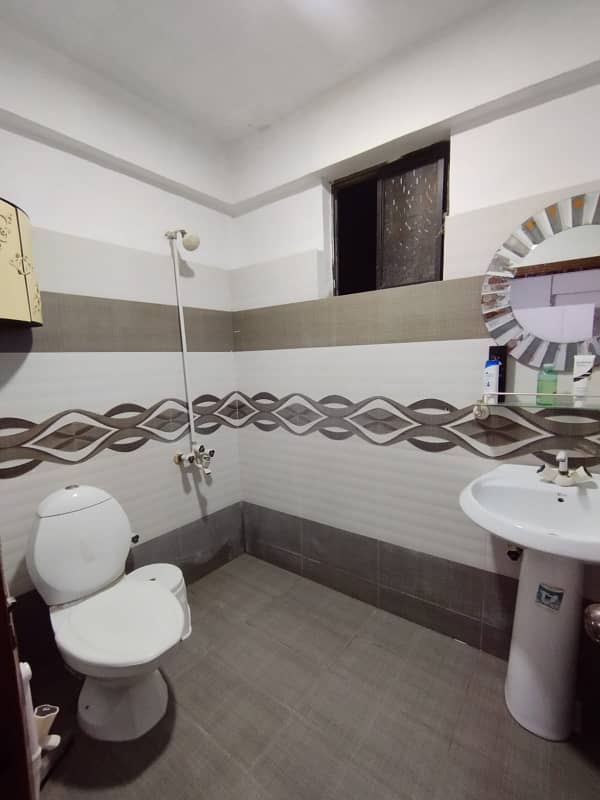 3 Bed DD flat for sale in Nazimabad No. 3 0
