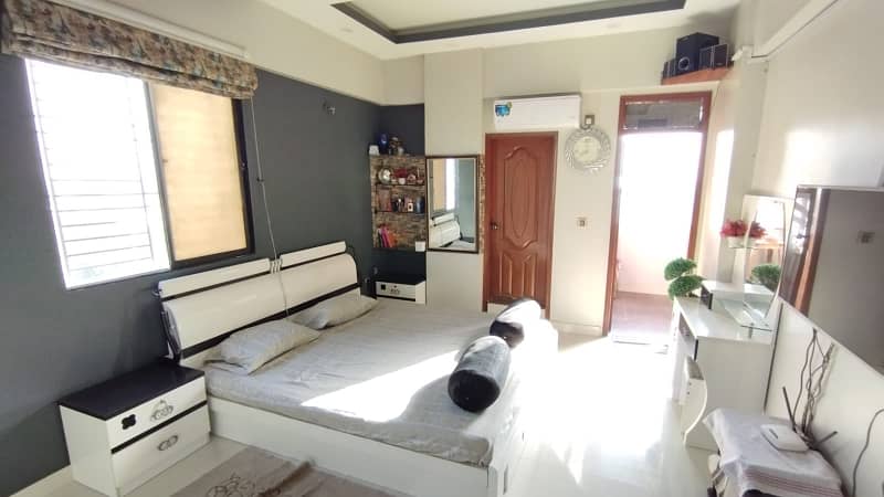 3 Bed DD flat for sale in Nazimabad No. 3 9