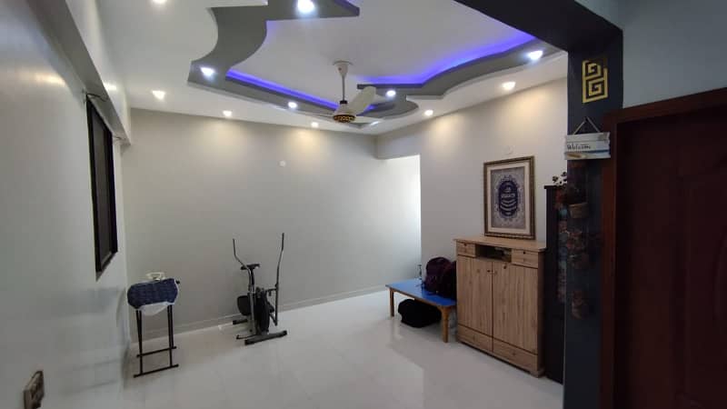 3 Bed DD flat for sale in Nazimabad No. 3 19
