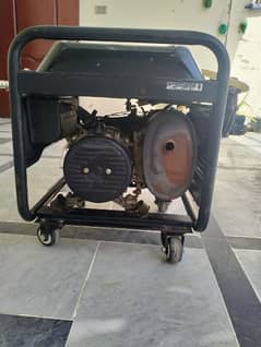 2.5 KVA generator 8/10 condition