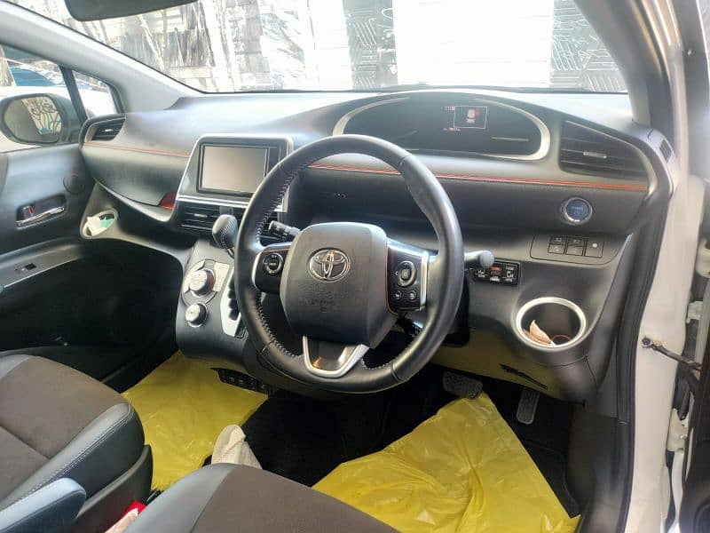 Toyota Sienta 2019 5