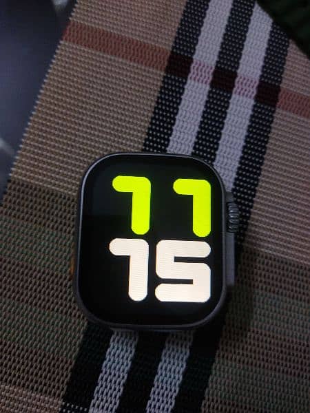 T900 Ultra Smart Watch with 5 different colors wrist bands 10
