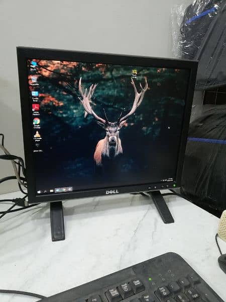 Dell 17 inch Antiglare Lcd Monitor (A+ UAE Import) 3