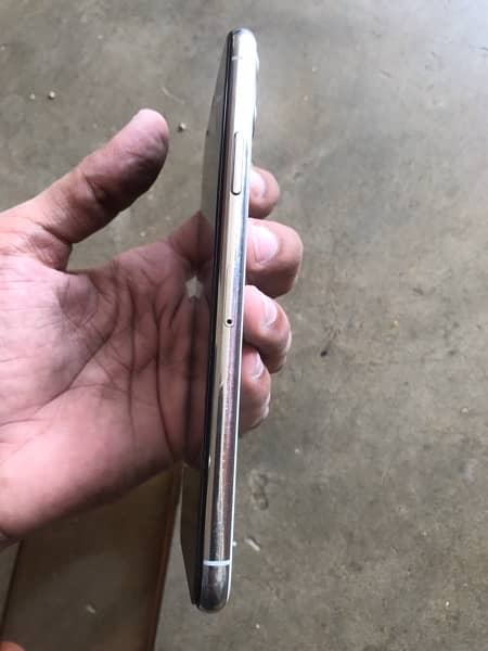 iphone 11 max pro 64 gb pta approved 3