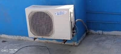 Samsung 1.5 Ton Air conditioner