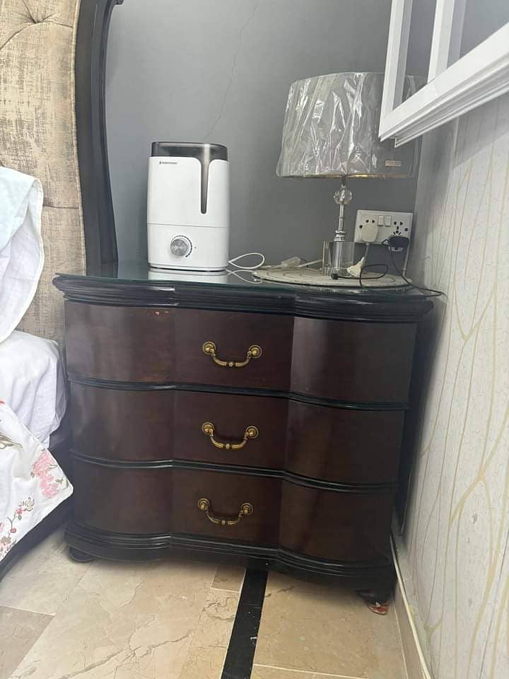 bedroom set for sell 1