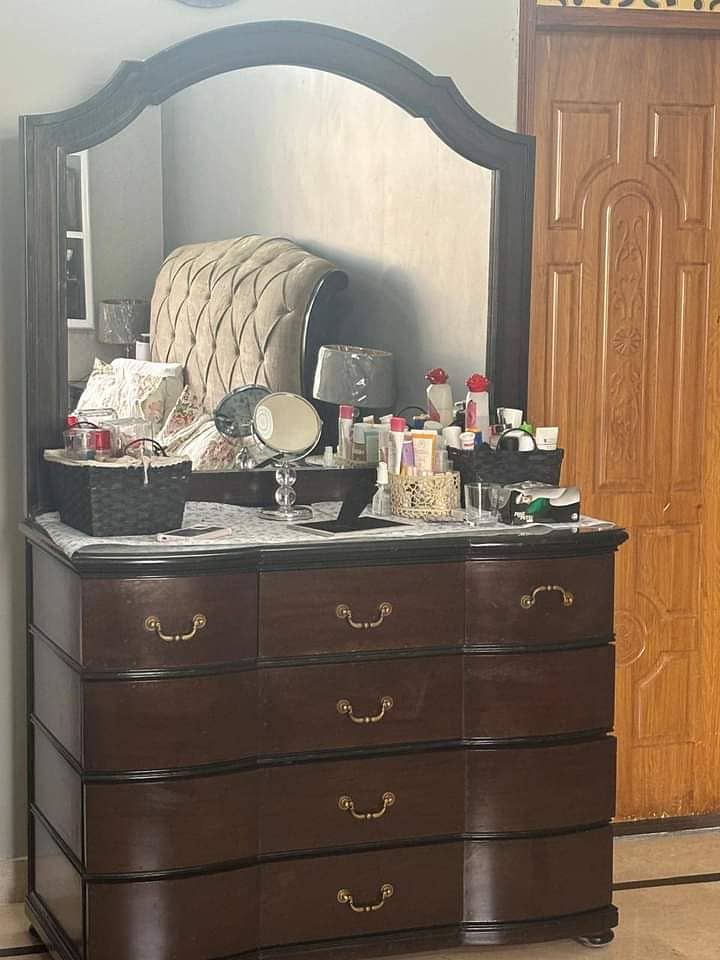 bedroom set for sell 2