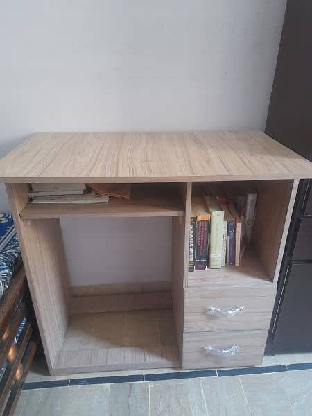 3×3 New Study Table 0
