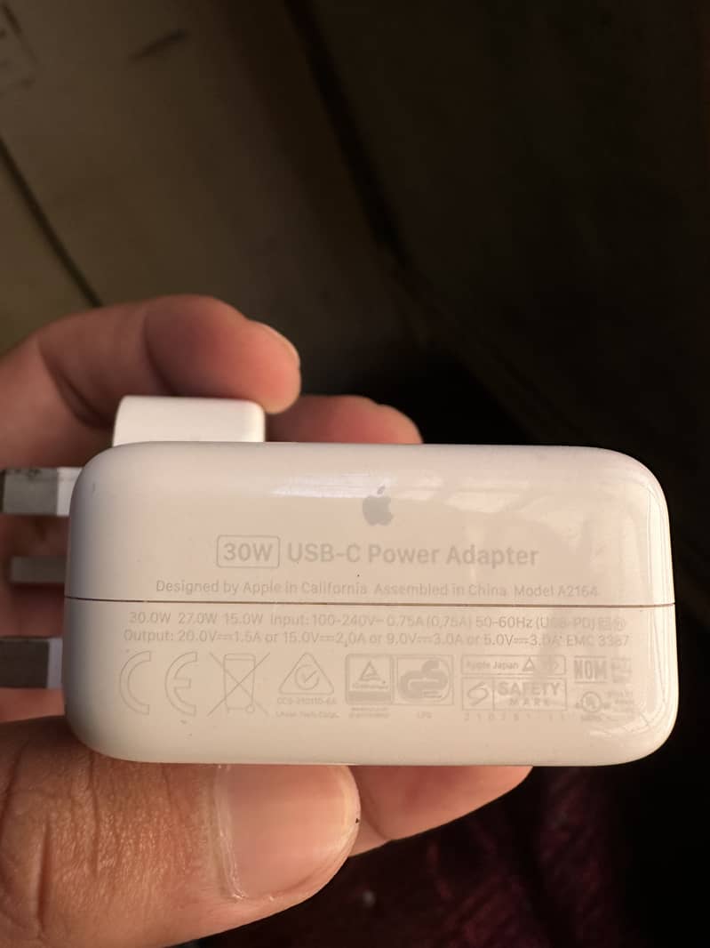 Apple 30watt fast charger original for iPhones 1