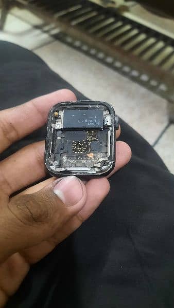 apple watch series 4 only for parts 3