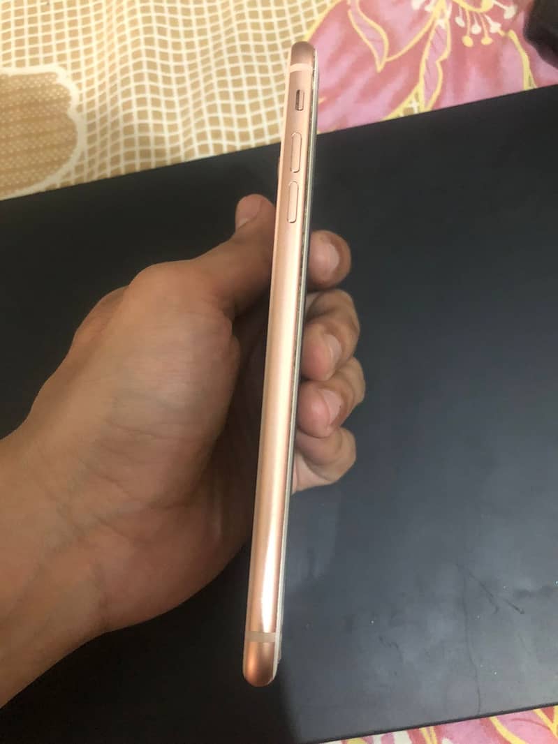Iphone 8 Plus 64 GB approved with box 2