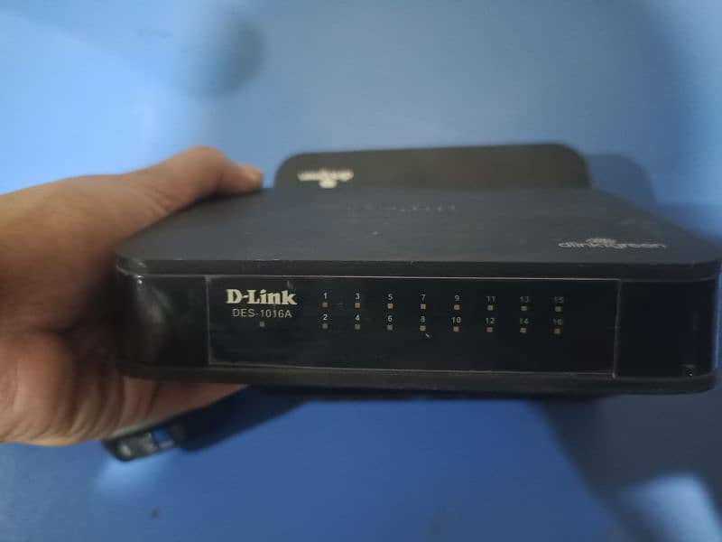 LAN Switch 16 Port D-Link 4
