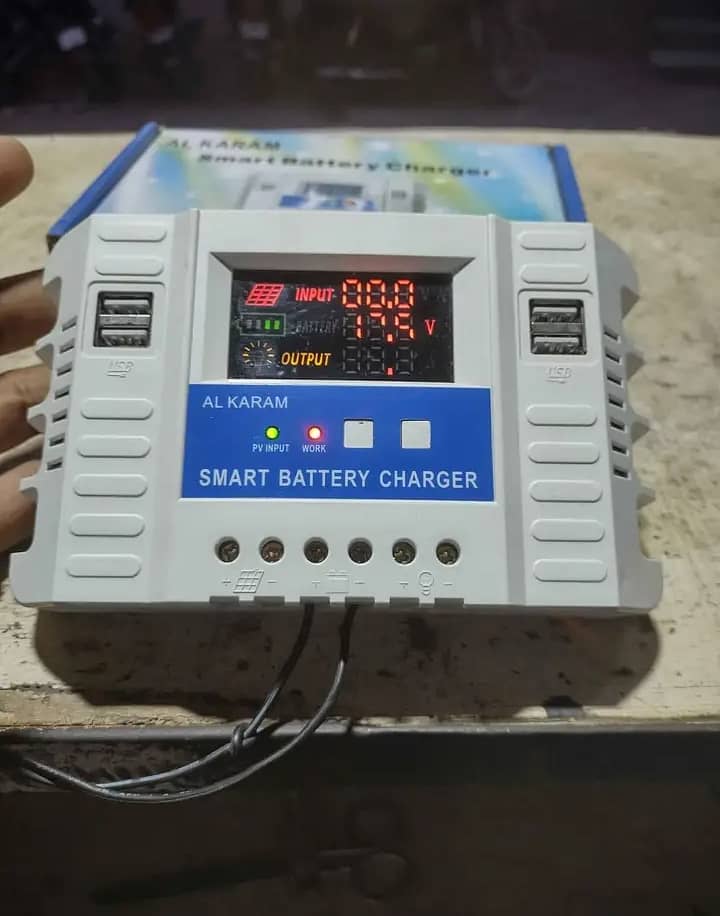 7 segment digital charge controller 30Amp, Smart charge controller. 2