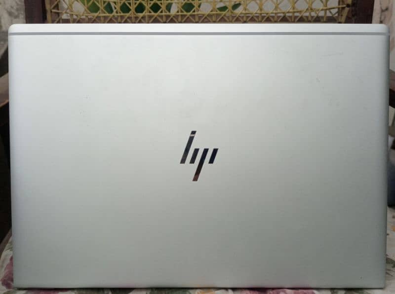 HP Core i7 7th Generation Elitebook 1040 G4 Notebook 3