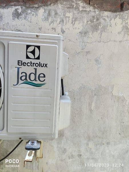 Electrolux DC inverter AC 1.5 ton just new condition Japani technology 4