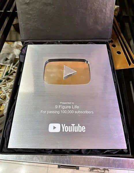 Youtube Play Button 0