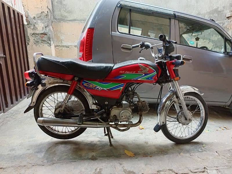HONDA CD 70 TOTAL GENUINE IN SMOOTH CONDITION 5