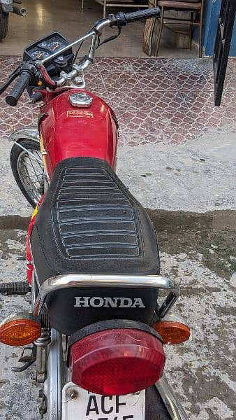 Honda 125 7