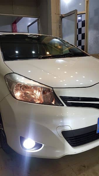 Toyota Vitz 2013 1