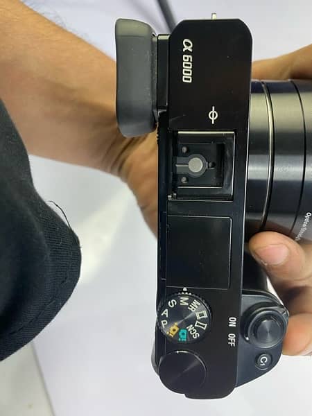 Sony alpha a6000 5