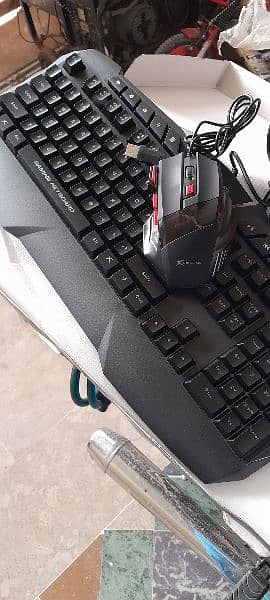 RGB Gammimg Keyboard + Gamming Mouse 2