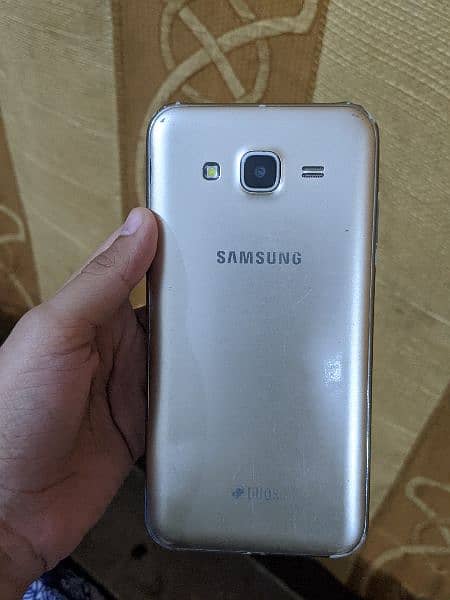 Samsung j5 ok condition with box and charger 10by10 condition 2