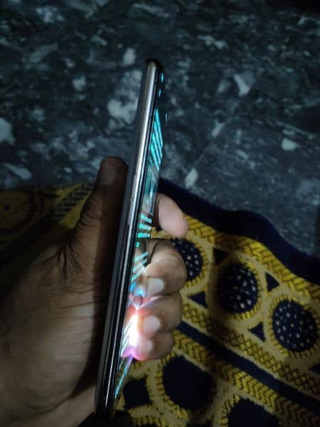 Oppo Reno 2f in good condition with box 3