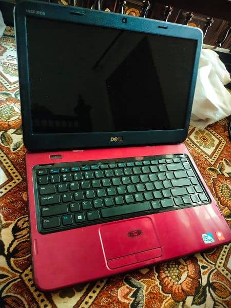 Dell Inspiron N5010 1